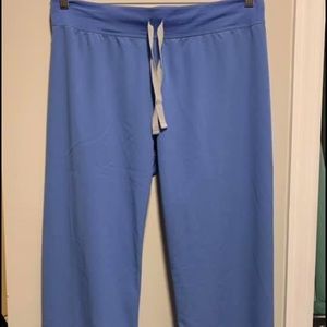 Small Livingston figs ceil blue